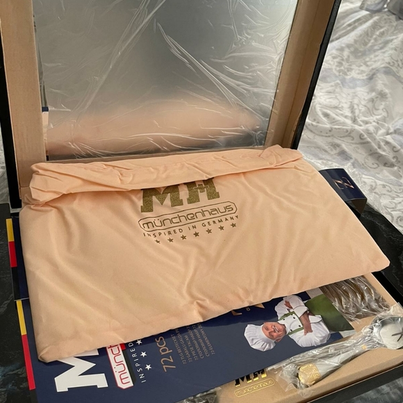 Brand new cutlery set - Picture 4 of 10